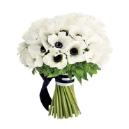 classic-black-and-white-wedding-ideas-bouquet